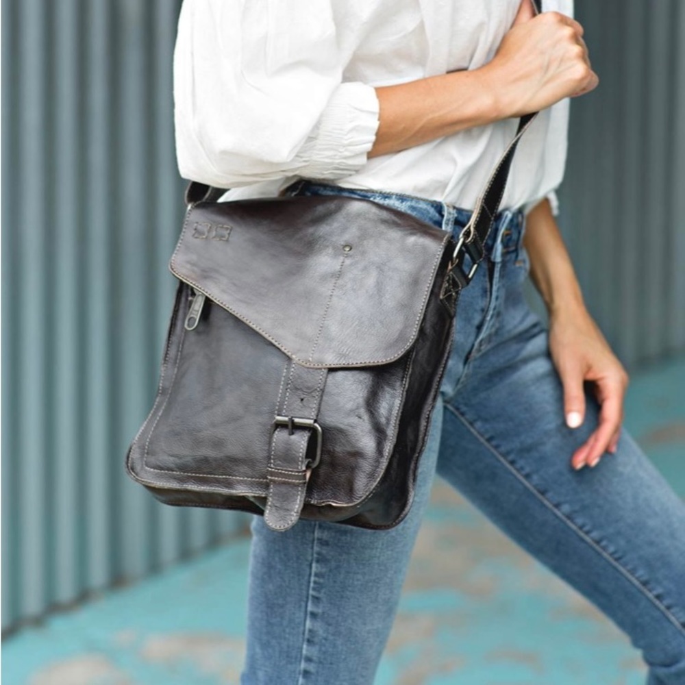 BED|STU VENICE BEACH CROSSBODY BAG, BLACK RUSTIC